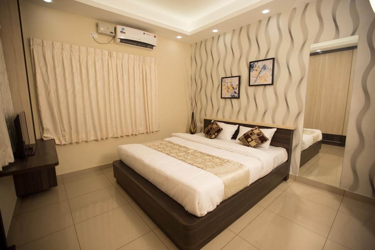Benaka Suites Bangalore Exteriör bild