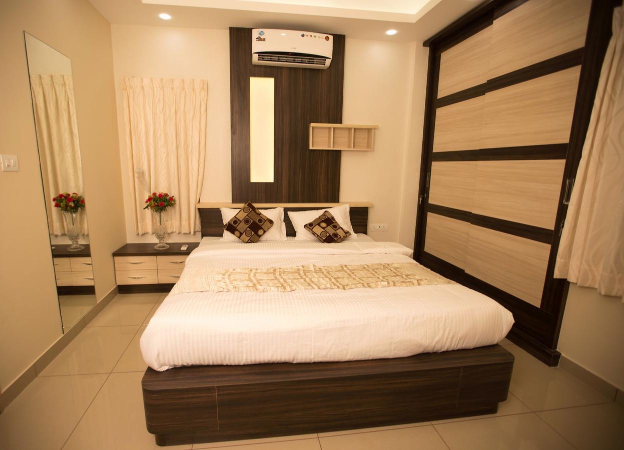 Benaka Suites Bangalore Exteriör bild